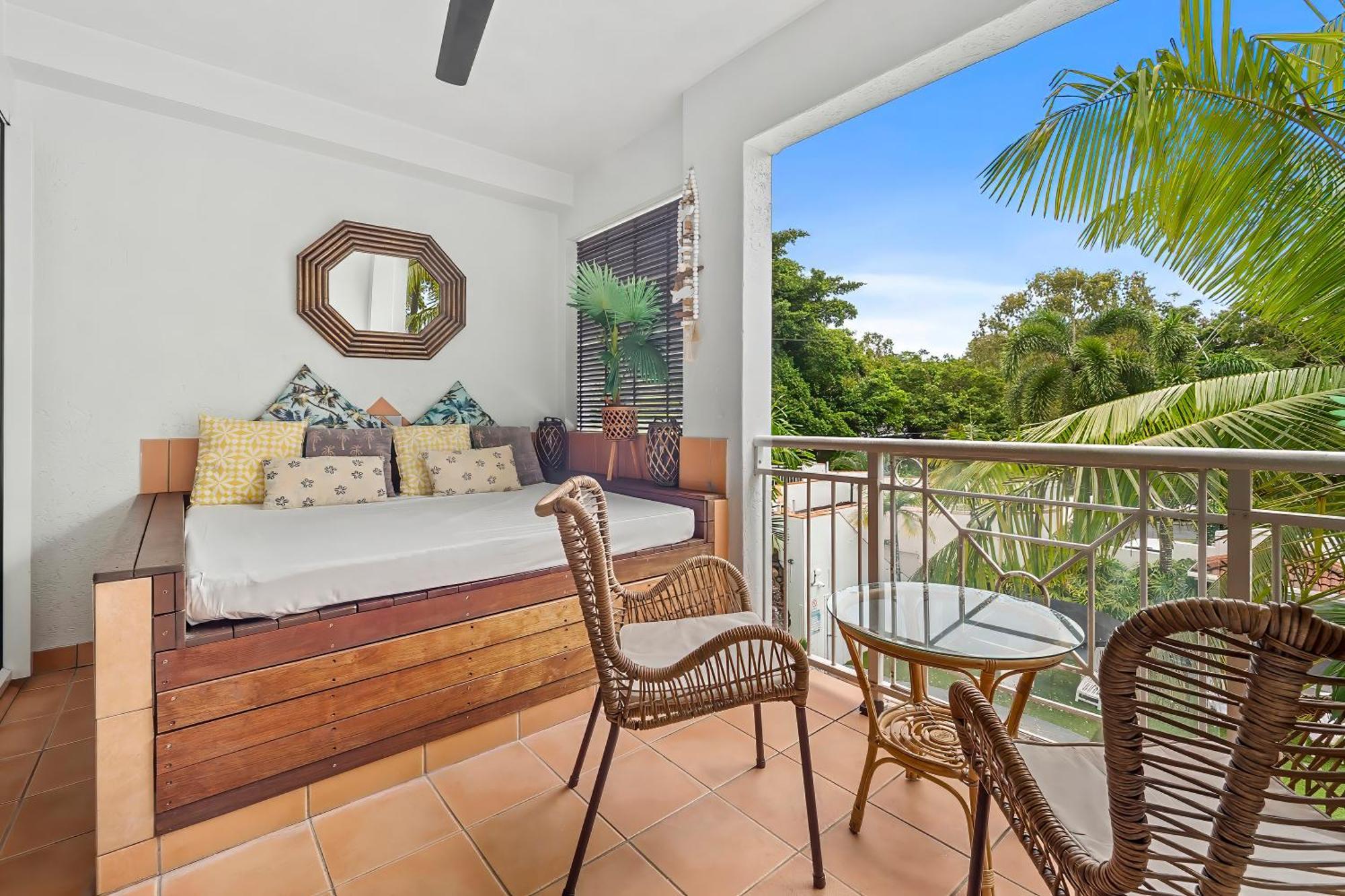 Alassio Beachfront Apartments Palm Cove Chambre photo