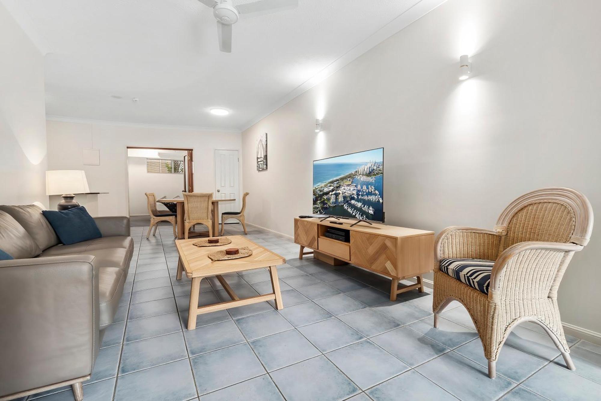 Alassio Beachfront Apartments Palm Cove Chambre photo