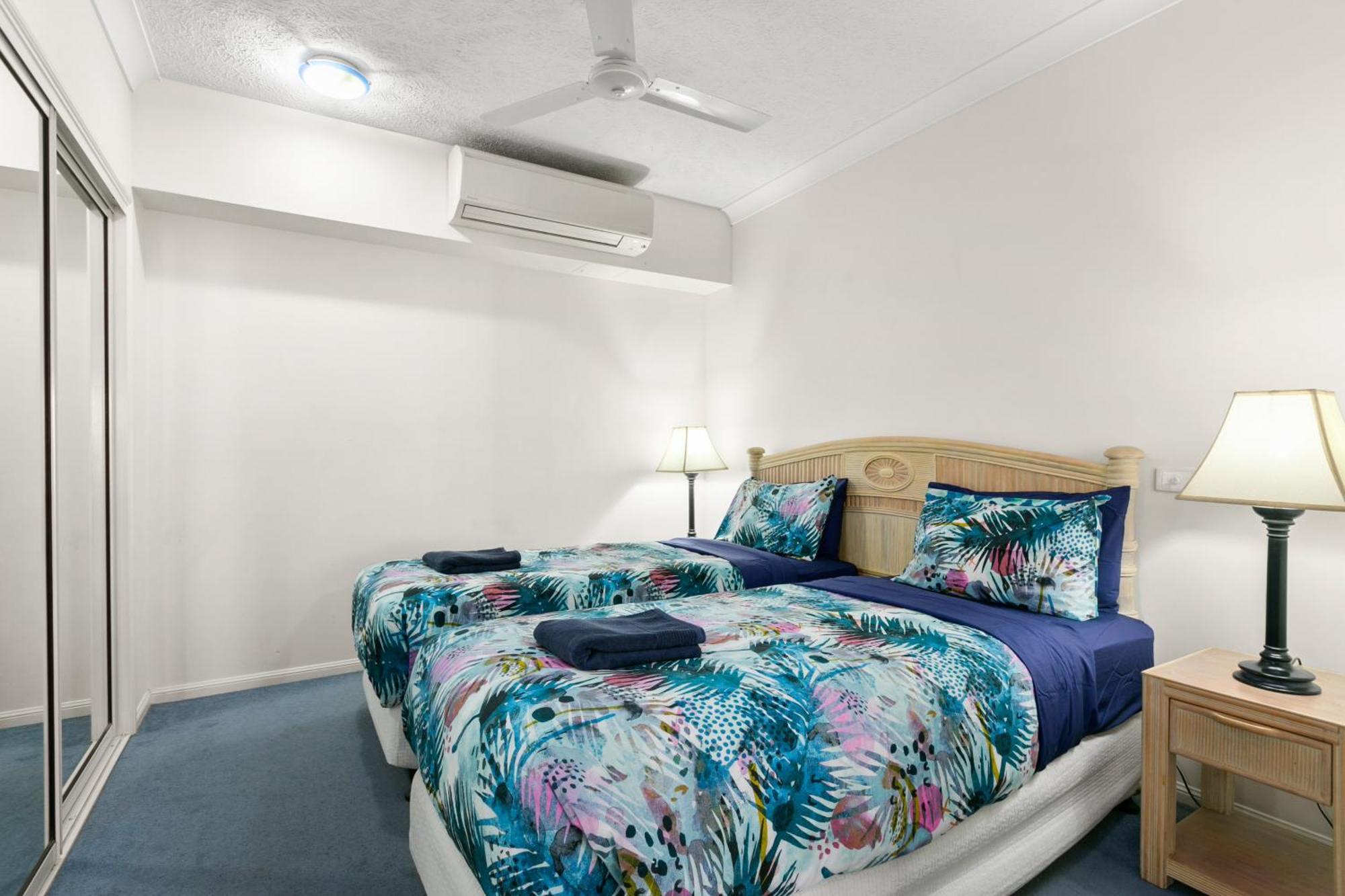 Alassio Beachfront Apartments Palm Cove Chambre photo