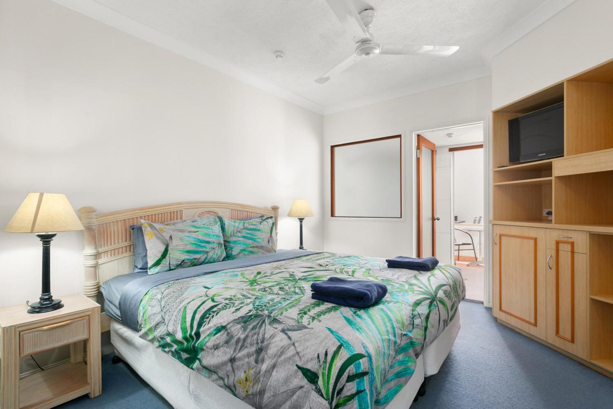 Alassio Beachfront Apartments Palm Cove Chambre photo