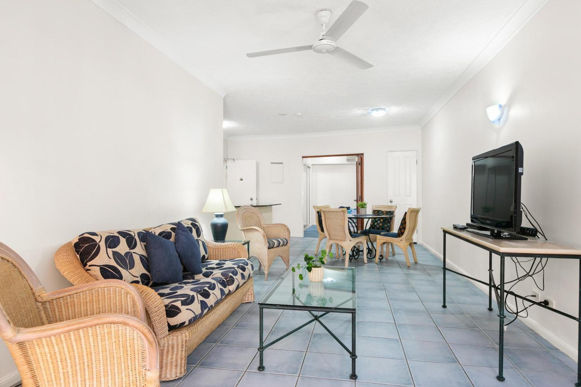 Alassio Beachfront Apartments Palm Cove Chambre photo