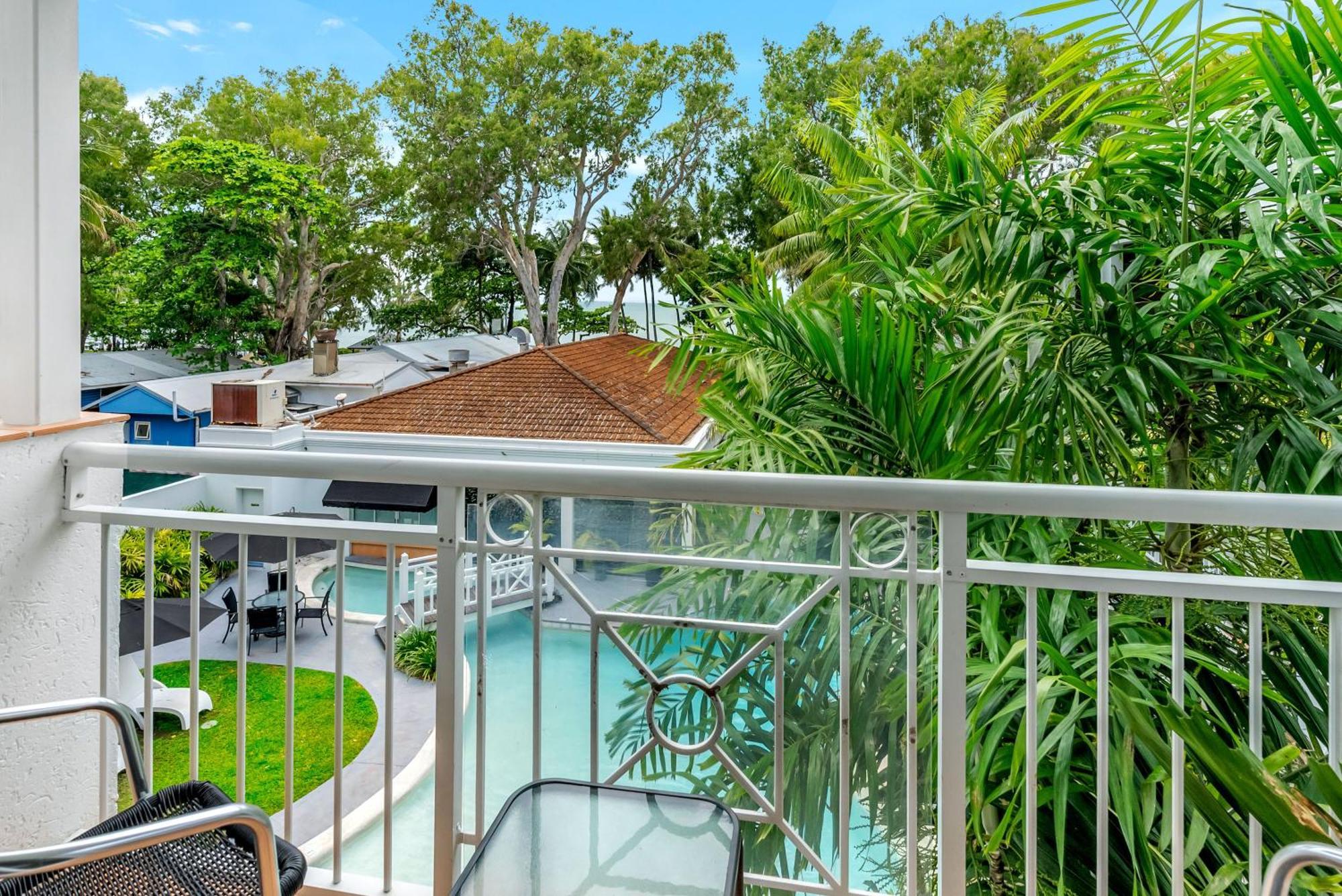 Alassio Beachfront Apartments Palm Cove Chambre photo
