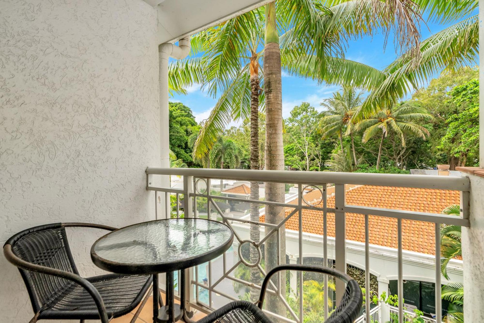 Alassio Beachfront Apartments Palm Cove Chambre photo